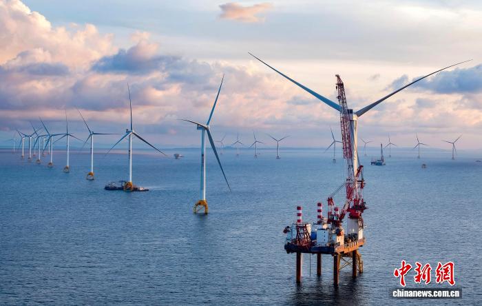 广西防城港海上风电全容量投产 破解岩基难题